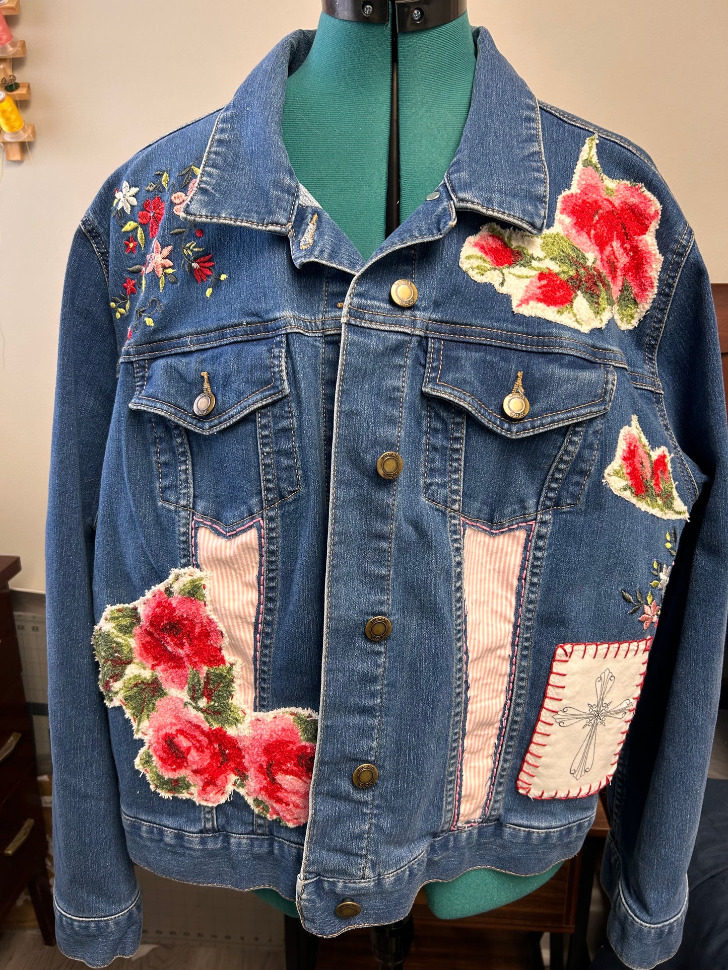 Isaiah 40:8 Rose Jacket